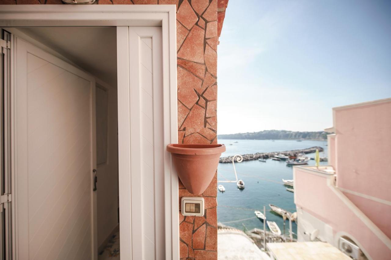 Corricella Sea Window - Gioia Apartments بروسيدا المظهر الخارجي الصورة